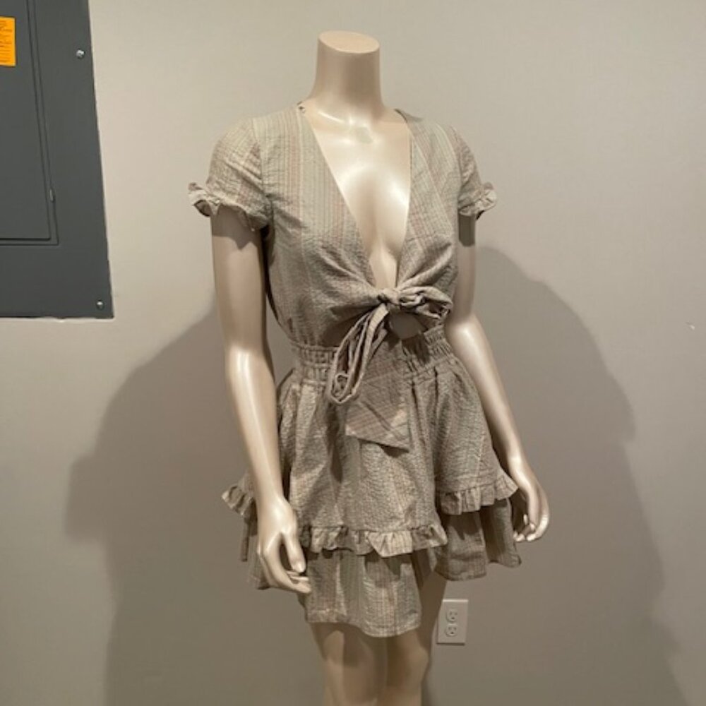 NEW Selfie Leslie Wrap Dress - STUNNING